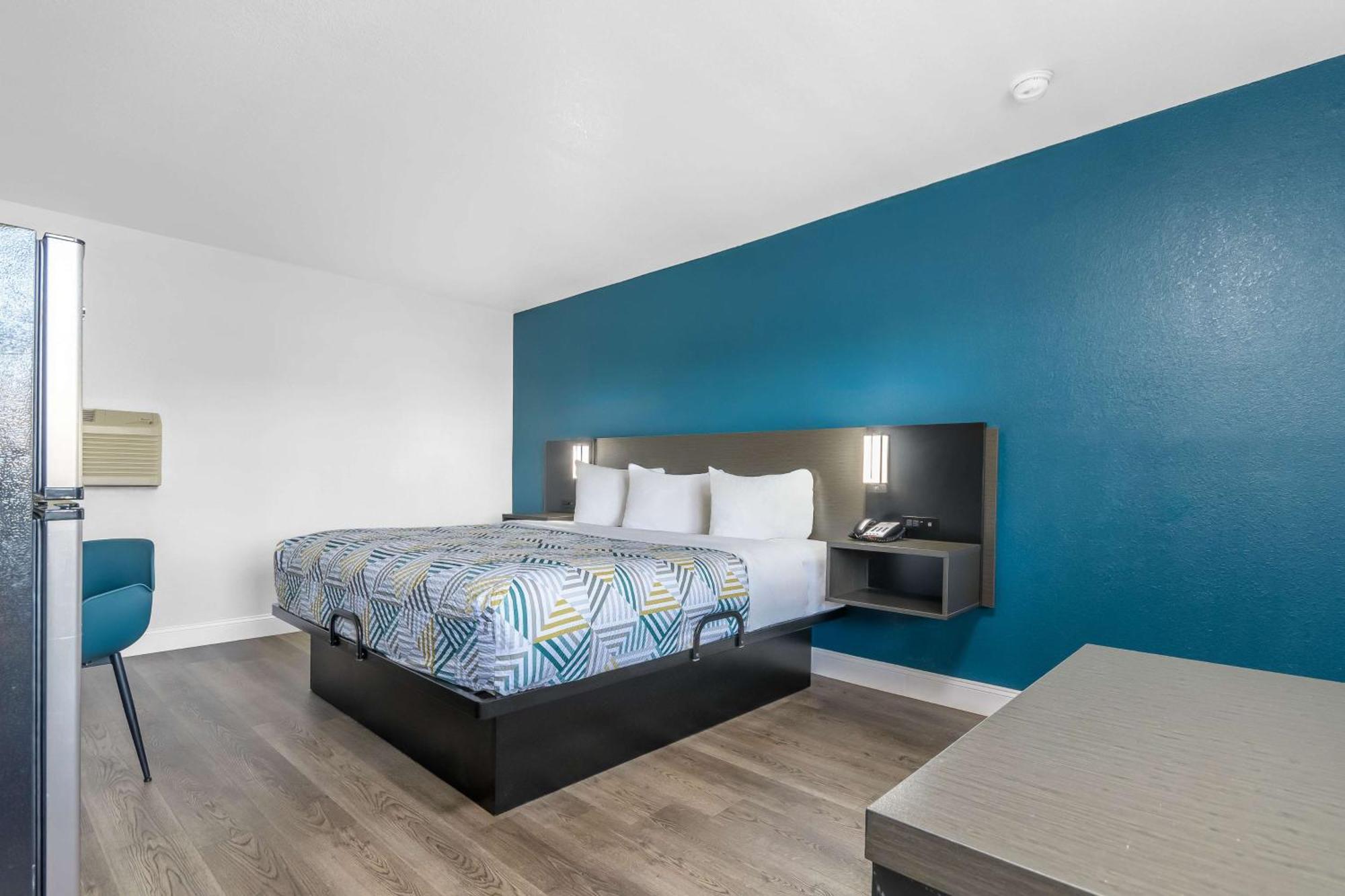 Studio 6 Suites Madera, Ca Yosemite Dış mekan fotoğraf