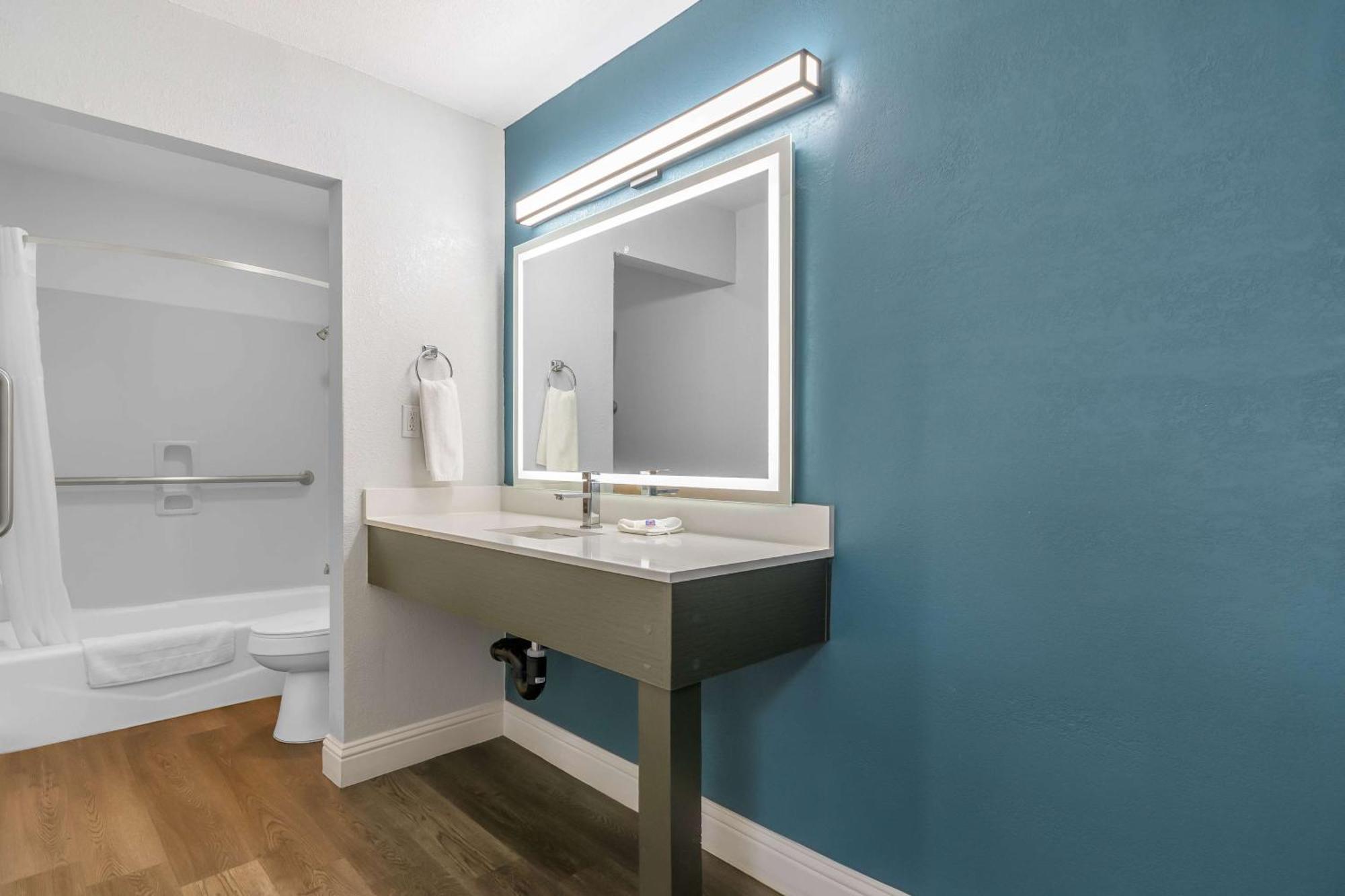 Studio 6 Suites Madera, Ca Yosemite Dış mekan fotoğraf